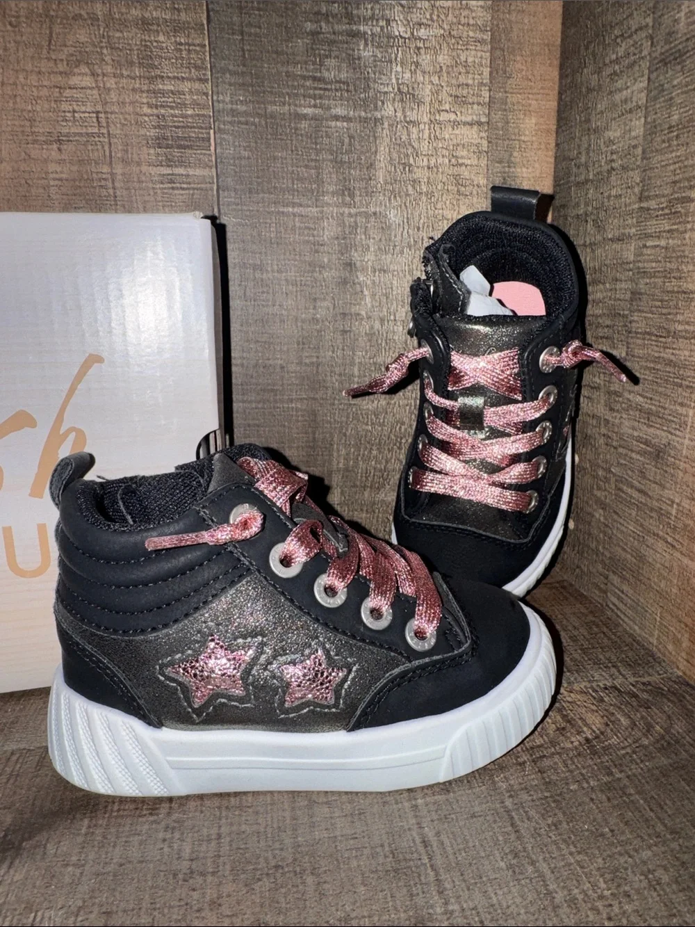 BLOWFISH MALIBU  High-Top Sneakers‎ with Pink Metallic Stars